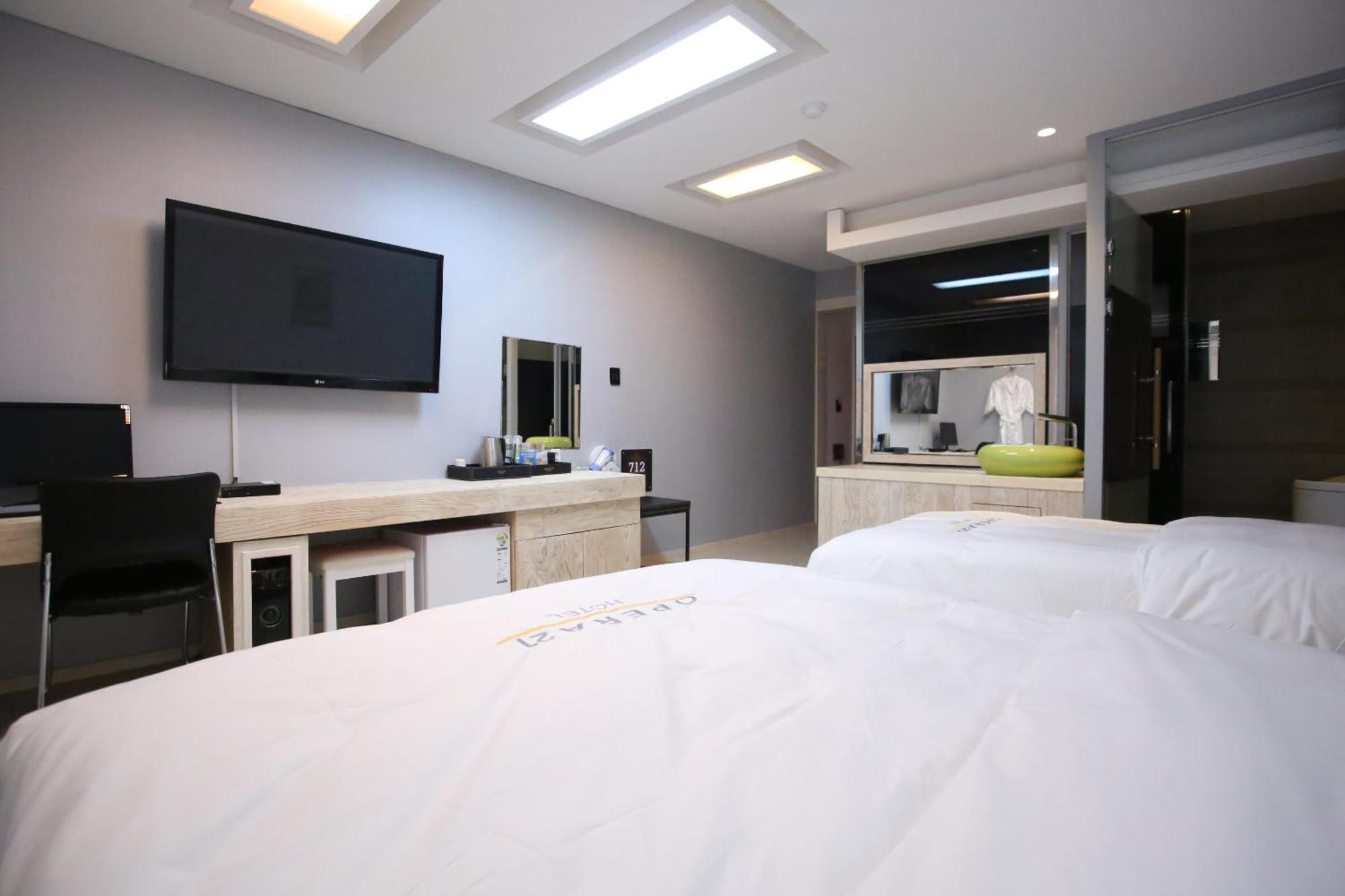 Opera 21 Hotel Jeonju Exterior foto